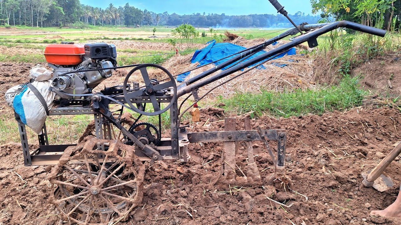 TRAKTOR MINI GANTI MESIN BARU