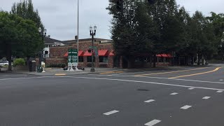 Abandoned Applebee’s Grill + Bar (NE HALSEY ST) - Portland, OR
