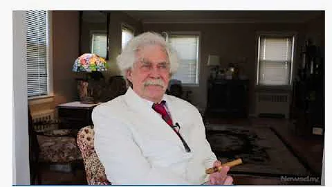 Rob Alvey as Mark Twain. Newsday Interview Apr 2018