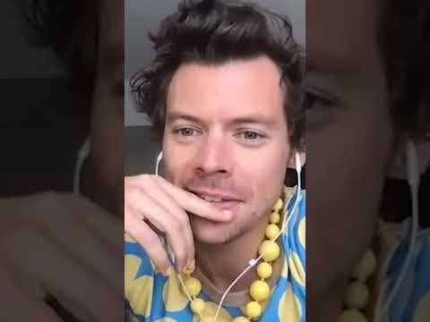 Harry Styles Reacts to 