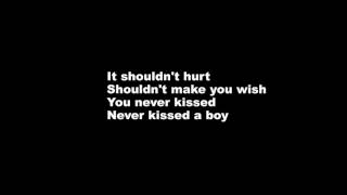 How to kiss a boy - LeAnn Rimes (Lyrics)