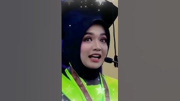 PANTES BERANI SINDIR RHOMA IRAMA, INILAH DEKENGAN NING UMI LAILA #shorts #umilaila #rhomairama