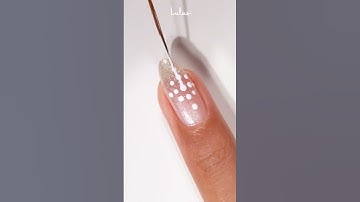 Winter Snowflake Nails