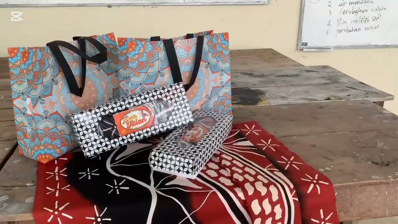 Batik Titian: Karya Tanpa Batas dari Tangan Hebat SLB N Sukoharjo, dukung karya Anak Disabilitas