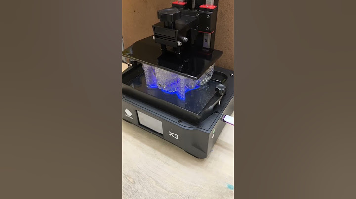 Timelapse of onimask #3 with clear liquid resin printed on my @ANYCUBIC3D  Photon Mono X2