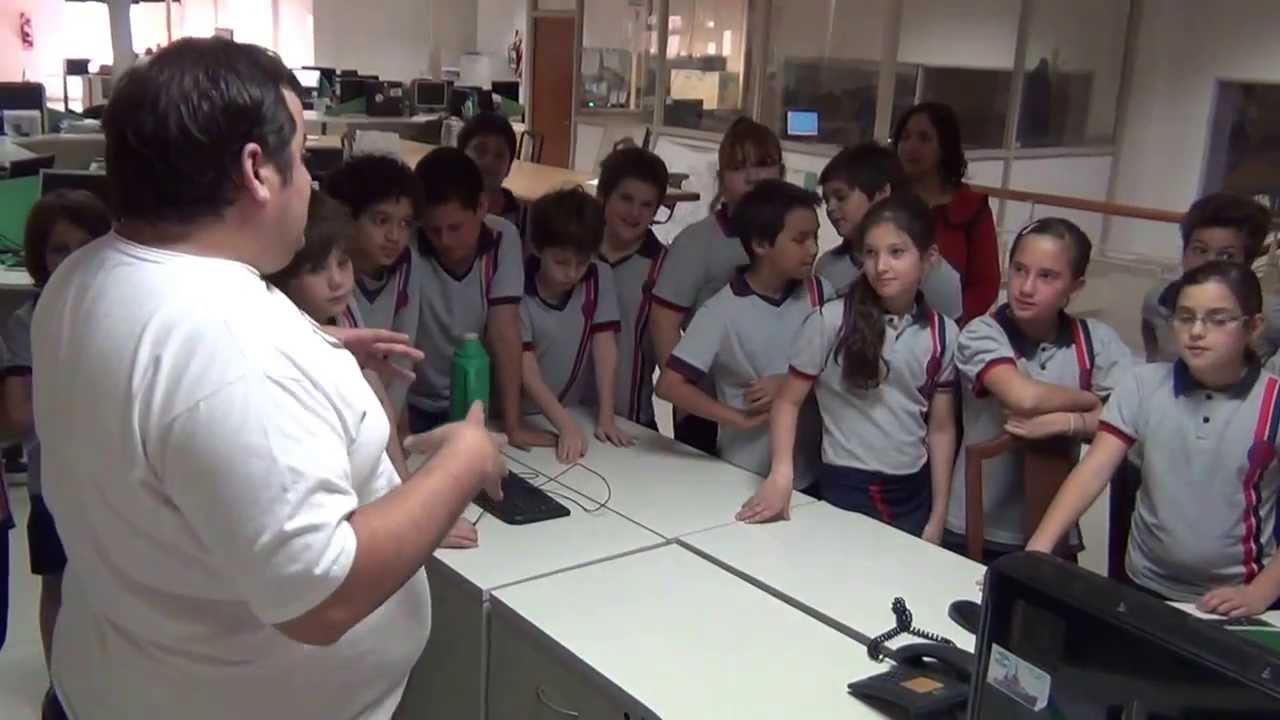 Alumnos del Santa Catalina visitaron El Diario (2) camera iphone 8 plus apk