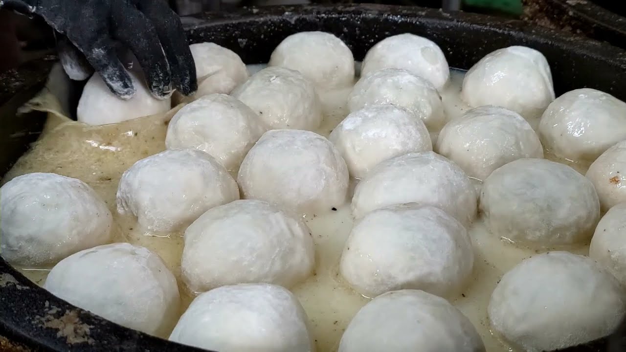 吹彈可破,超薄皮爆料水煎包製作/Pan-Fried Cabbage Buns,Chive steam-fried baozi,fried dumplings Making-台灣街頭美食-無名水煎包