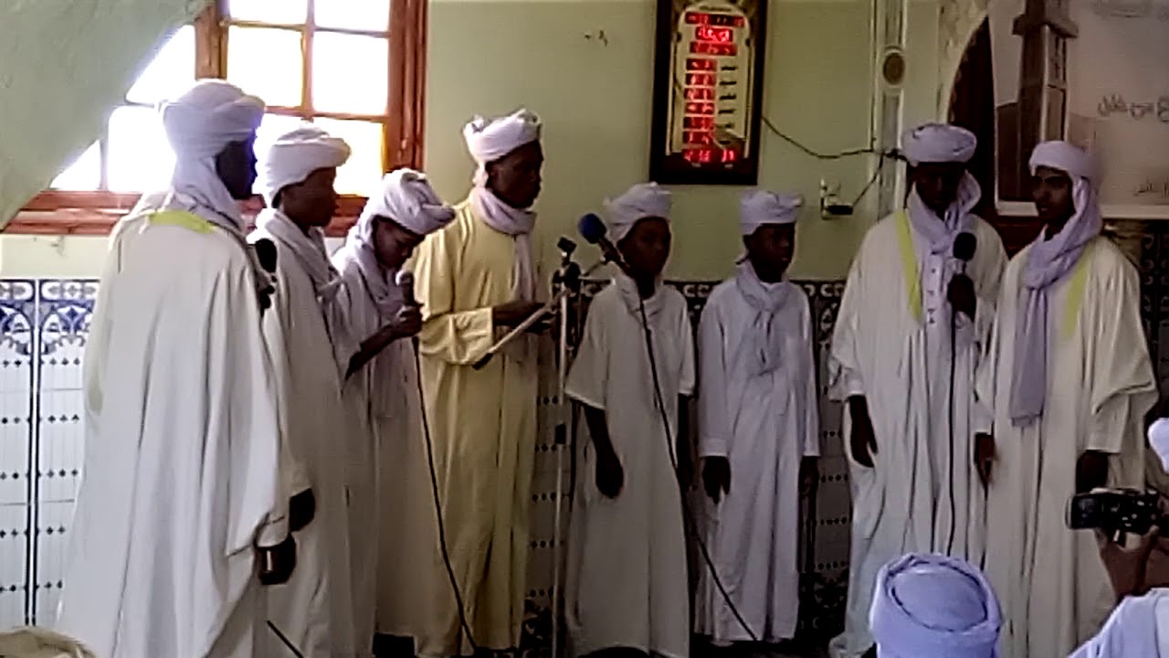 فرقة جواهر الاحمدية التابعة للمدرسة القرانية بتقلين اوقروت ولاية ادرار