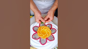 If the skills of a full-level chef are good knife skills, fancy cutting fruit, creative eating of f