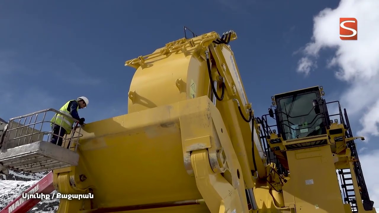 ԶՊՄԿ-ն ձեռք բերեց տարածաշրջանում առաջին Komatsu PC 4000  մակնիշի էքսկավատորը