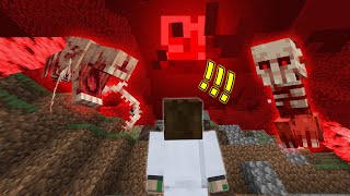 Surviving a Blood Moon in Minecraft