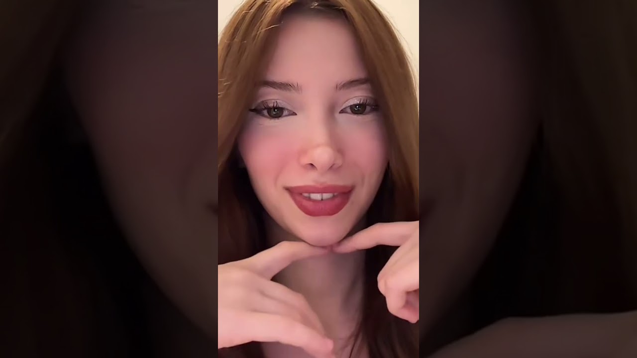 stephanie periscope live update 988 💛 #periscope#live#broadcast#makeup #beautiful 