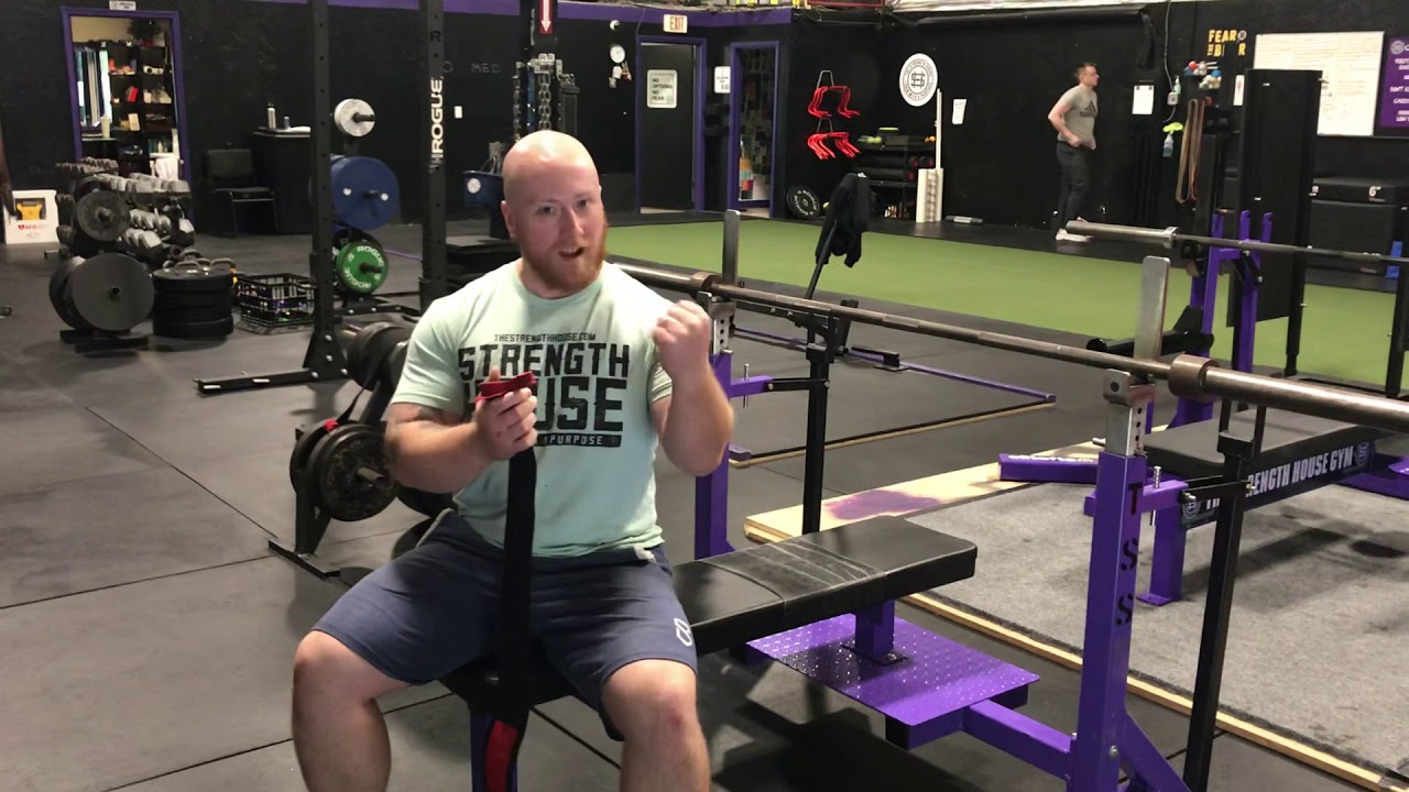 How to Wrap Your Wrists for the Bench Press YouTube