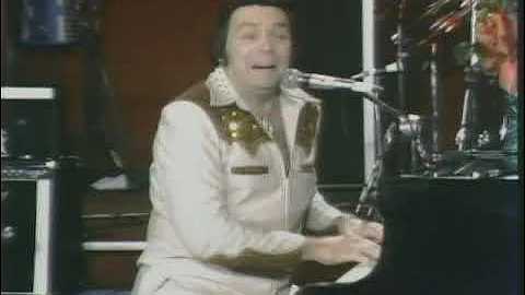 Mickey Gilley live edit July 3 1982 and more Don't...