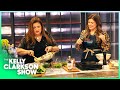 Kelly Clarkson Tries Chef Alex Guarnaschelli's One-Pan Pasta Primavera
