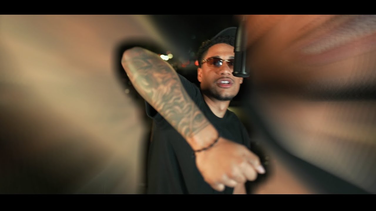 Lexxpatron - Pal Tomb (Live Performance)