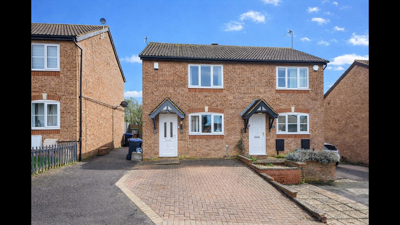 To Let - Worcester Close, Northampton, NN3 9GD