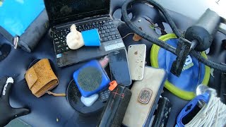 Magnet Fishing Found Laptop, iPhone‘s, Airpods, Wallet‘s, Bluetooth Speakers and more in the River!