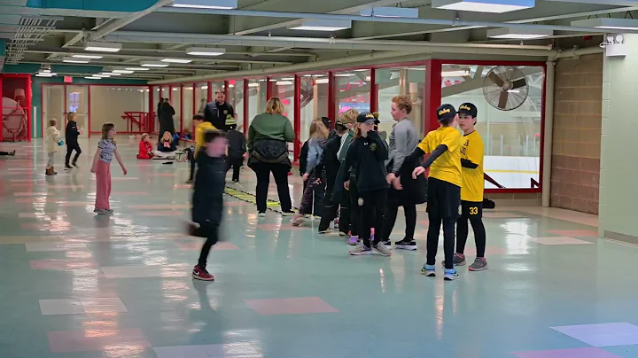 U11 Select game vs West London Hawks - team warmup