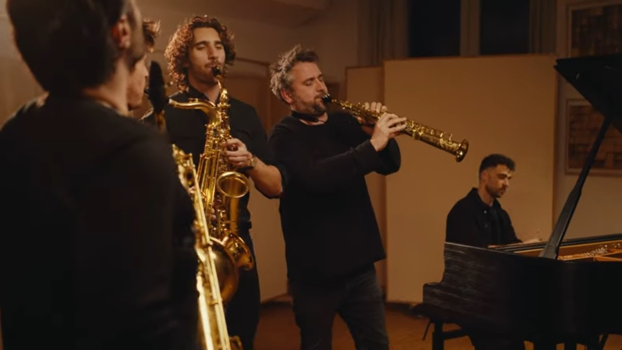Watch Tim Allhoff & Signum Saxophone Quartet - Kanon (Offizielles Musikvideo) #NeueMeister on YouTube Watch Tim Allhoff & Signum Saxophone Quartet - Kanon (Offizielles Musikvideo) #NeueMeister on YouTube
