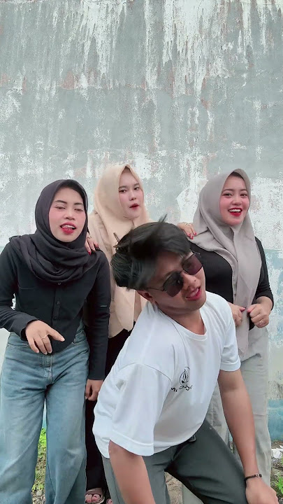 Ubur ubur ikan lele, ayok joget lee🤣🤪 #shortvideo #trending