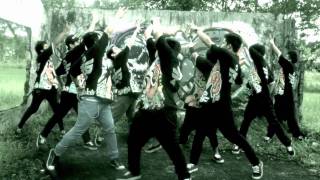 Zero Gravity And Lucky Twins 2012