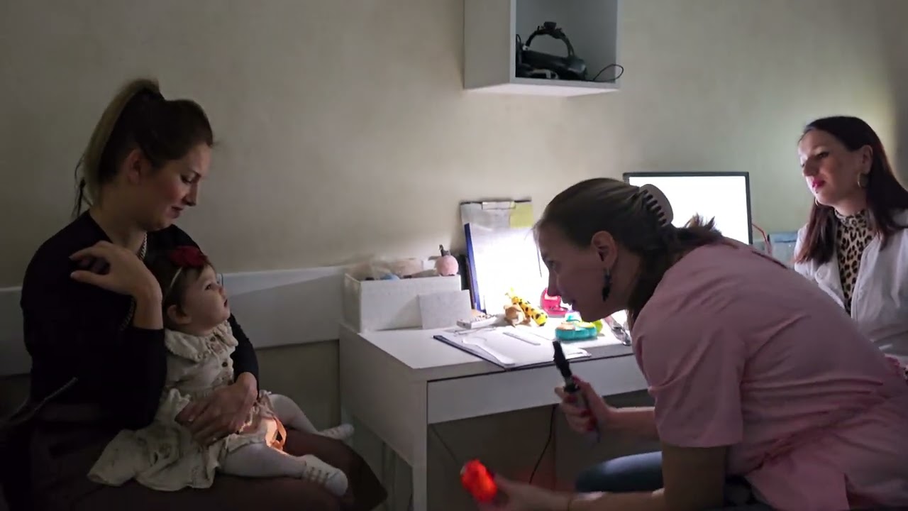 Pregled očiju kod dece