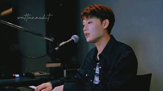 baby baby by 4men but it's taeil cover and it's raining ☁️