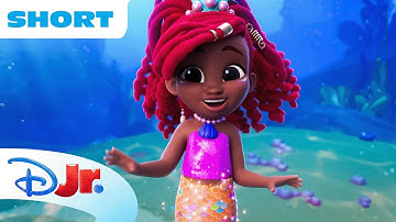 Disney Jr.’s Ariel Mermaid Tales Short 1 🧜🏾‍♀️ | Shimmer Song ✨ | The Little Mermaid | @disneyjr