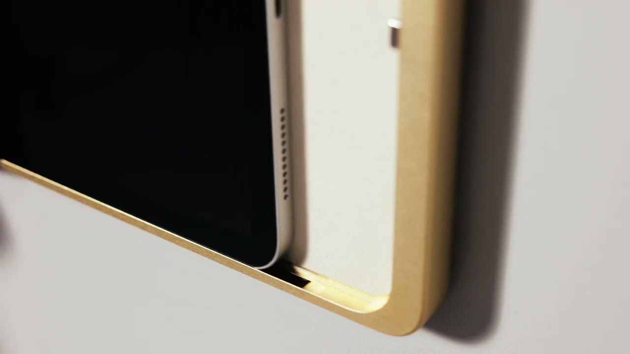 iPad Pro 11-inch wandhouder met oplaadfunctie - Displine