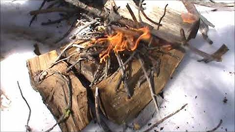 starting a fire with an empty cigarette lighter,alternate method,tutorial and demonstration
