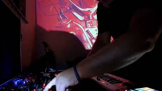 40 yrs Front 242 / live jam @home: „Quite Unusual“ on Volca FM, Keys, NuBass, … @OScillatorJams