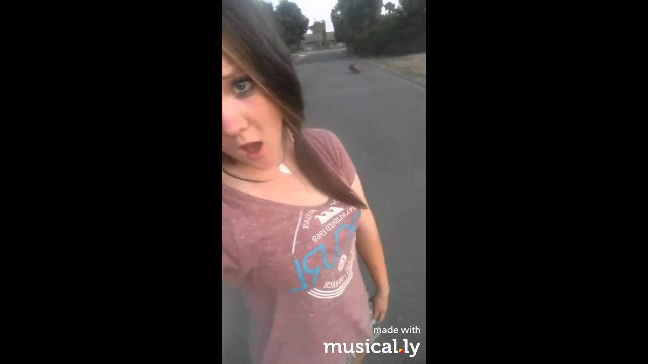 chloe bailey reporter chloe bailey music ly sorry youtube chloe bailey reporter chloe bailey music ly sorry youtube