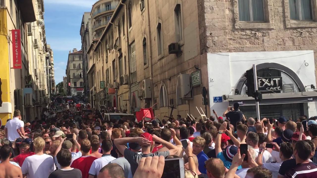 England fans push back Russian attacks on the streets of Marseille