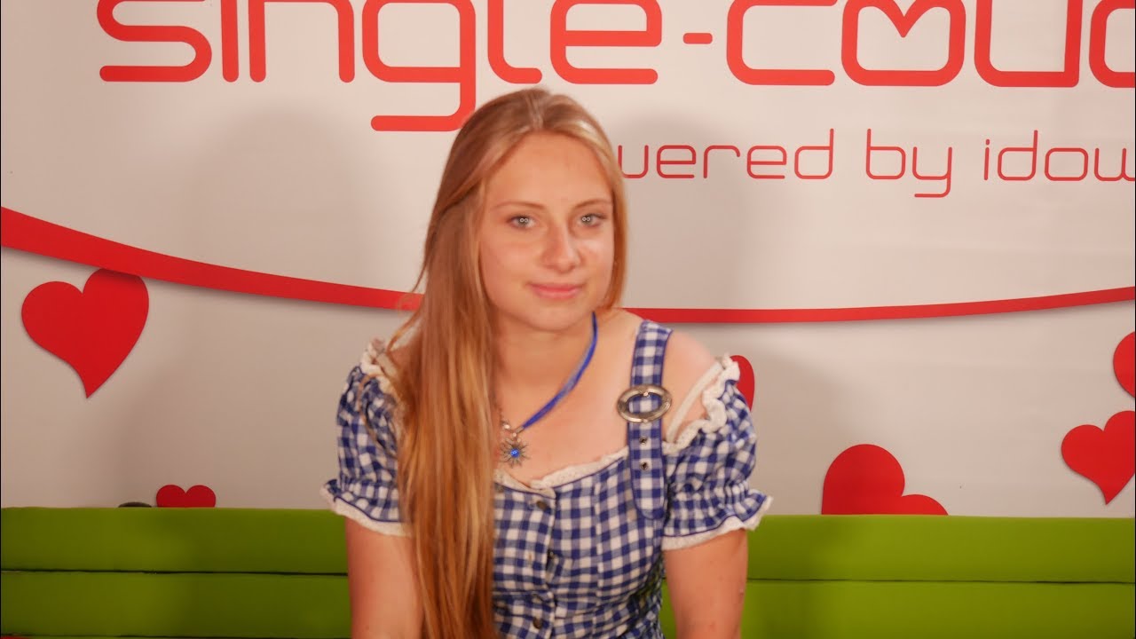 Single-Couch 2017: Sie sucht Ihn: Angelina L. - YouTube