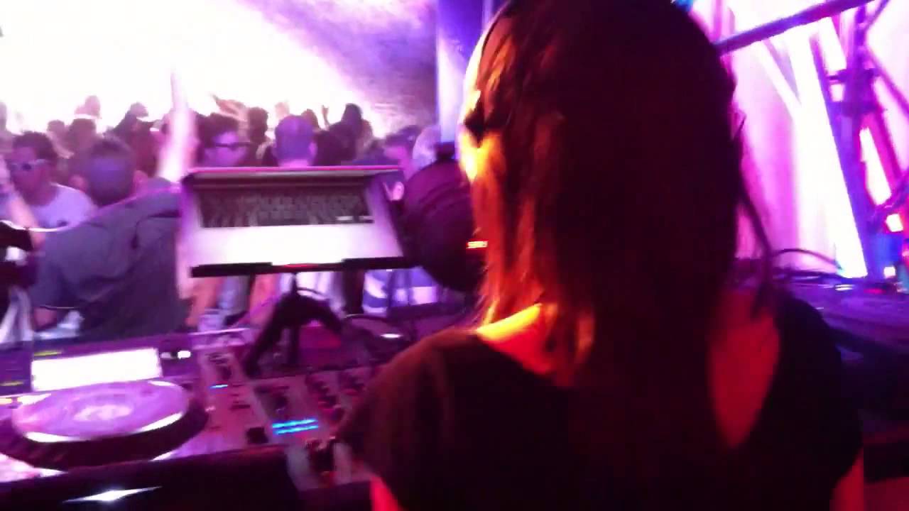 Anoesjka @ Coincidence Records Stage - Tomorrowland 2012