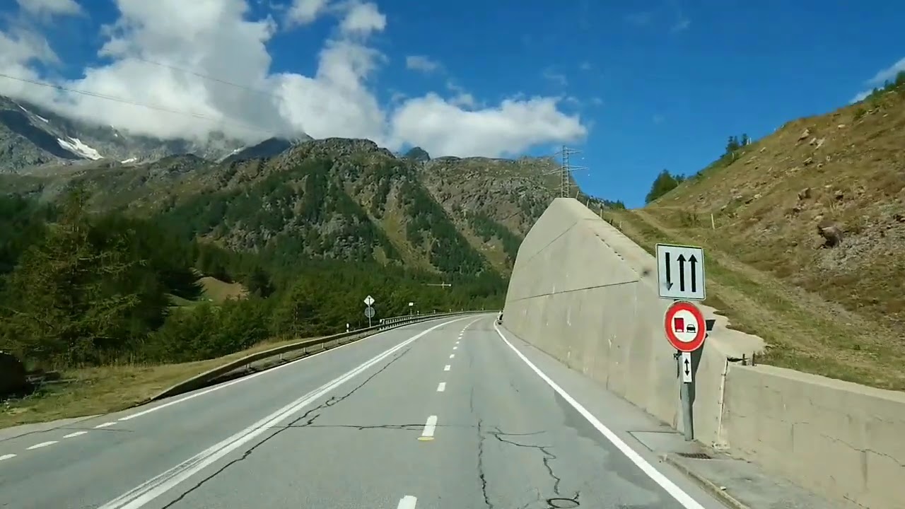 Mă simt lovit, dar nu înfrânt Text :Nicolae Moldoveanu Voce :Viorel Mistreanu