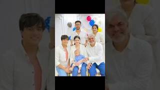 Mohsin Khan Cute Family Pic Video