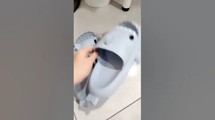 Adult Shark Slippers Indoor and Outdoor Boys and Girls Cute Non slip Slippers #shorts #shortvideo