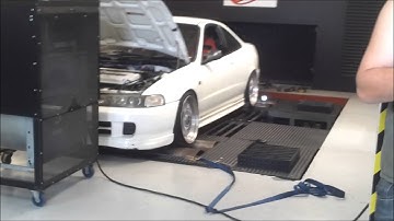 JDM Integra Type R on Dyno. Nice Vtec cross-over