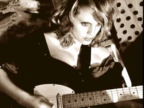 Anna Calvi Attic Sessions 4 - Joan Of Arc