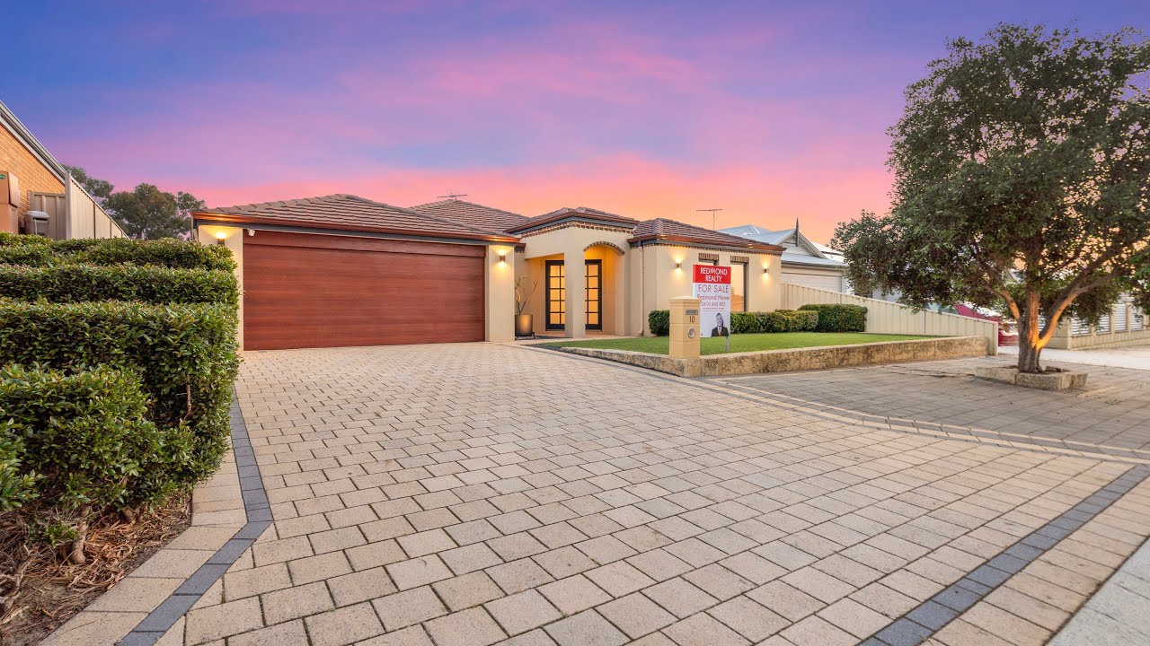 SOLD with Redmond Howe from Redmond Realty 10 Tortorici Avenue