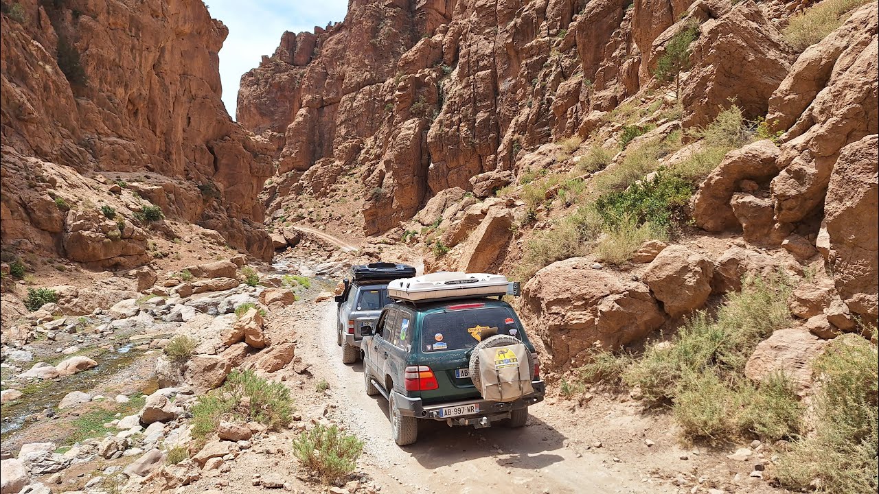 la piste des canyons de l'Atlas - Raid 4x4 Maroc off-road - Morocco 4x4 overland