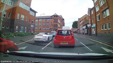 Idiot driver in Porsche  BAS7 14N