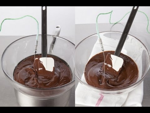 Technique de cuisine : mettre au point un chocolat avec un