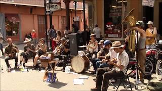 Tuba Skinny plays Echo in the Dark on Royal St. chords