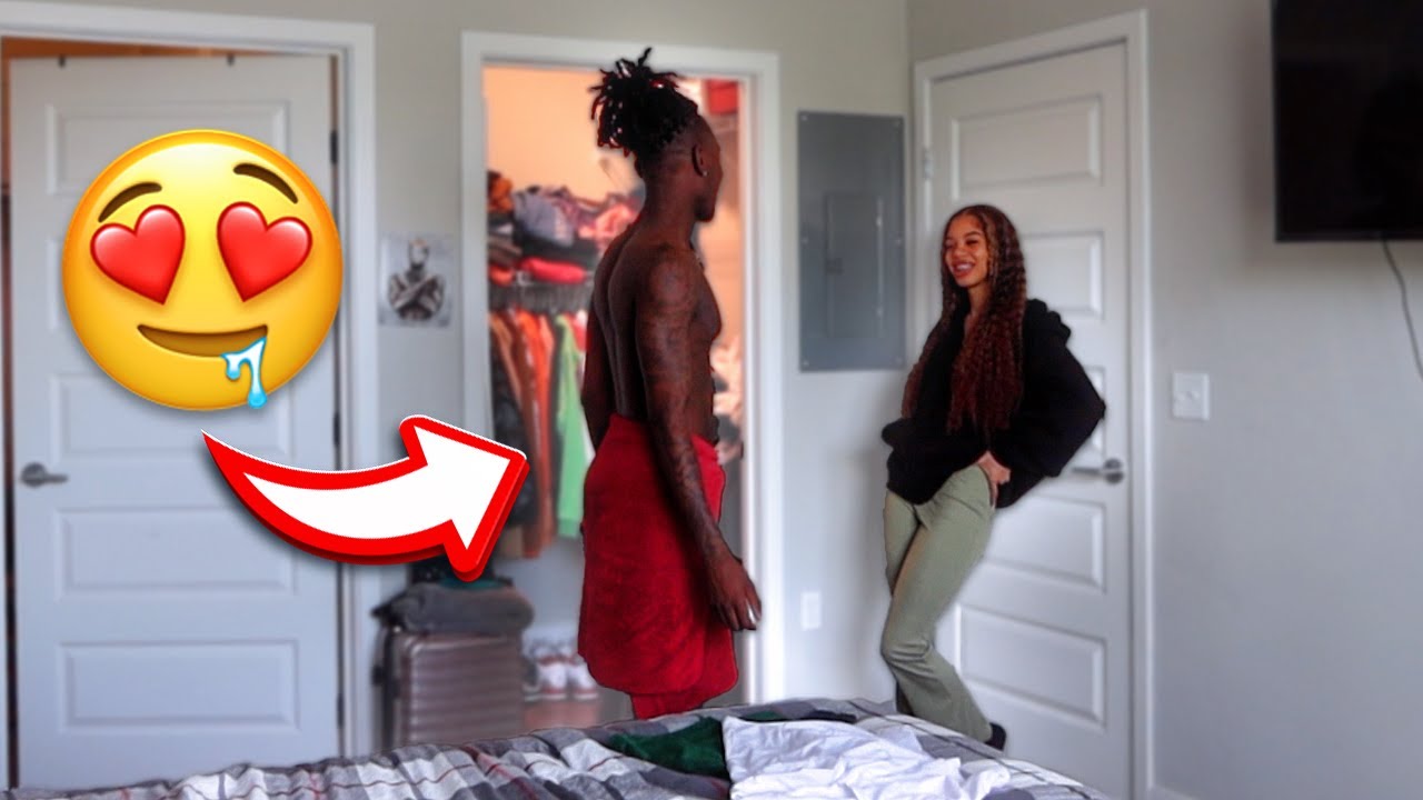 WALKING AROUND WITH A TOWEL TO GET @Princess Misty REACTION *watch whole video*😳🙈