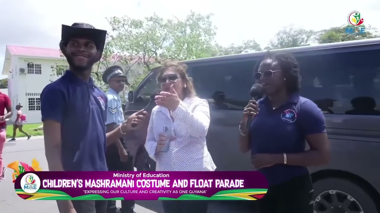 Childrens' Mashramani costume & float parade