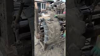 Tire scrap tearing process- Good tools and machinery can increase work efficiency