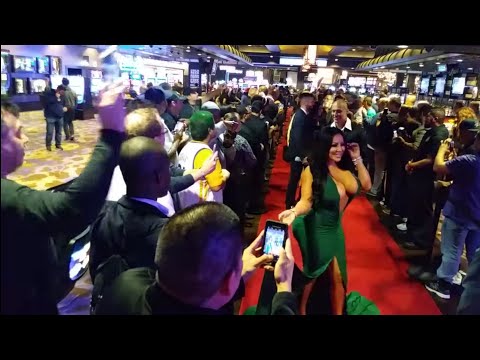 AVN AWARDS 2018 Red Carpet feat. Deanne Munoz a.k.a. Kiara Mia & Keegan Kade Hard Rock Hotel Casino